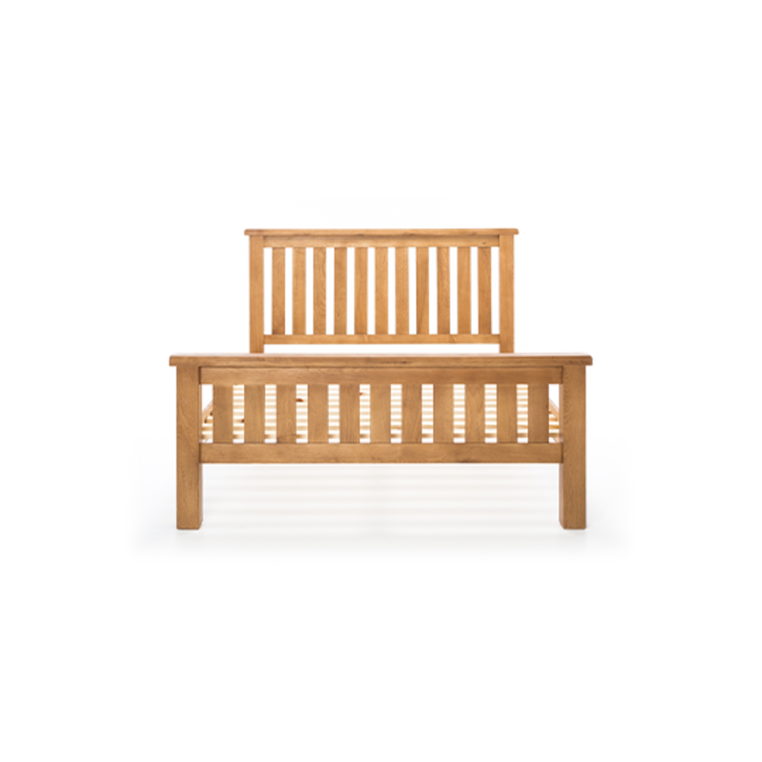 Salisbury Queen Bed Slatted image 0